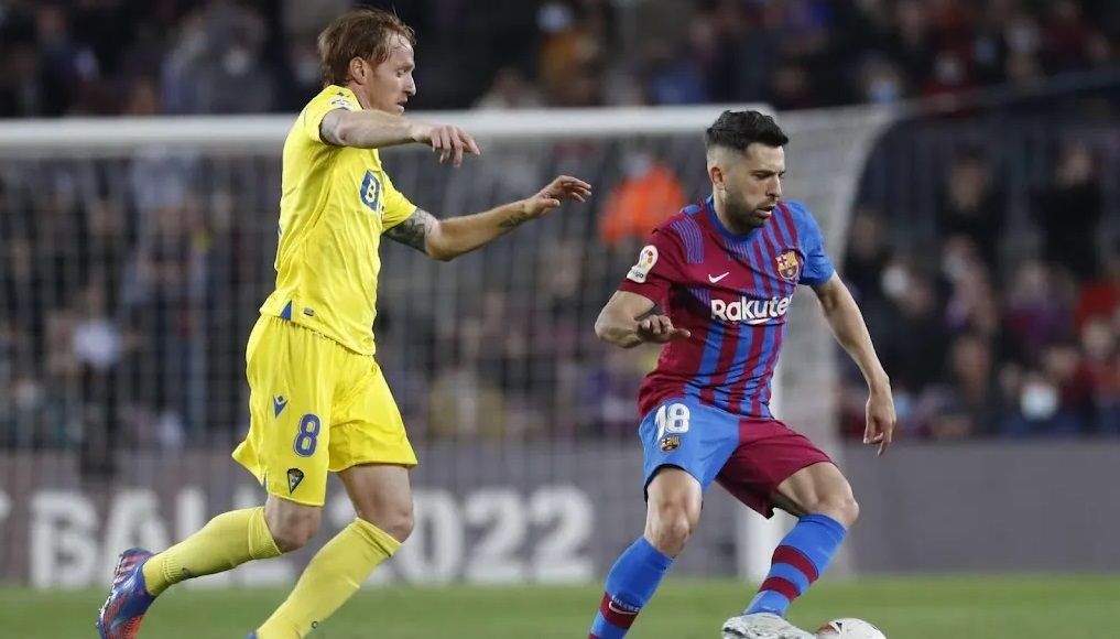 CBA季后赛倒计时，巴塞罗那国际比赛日止住颓势，细节引发关注，更衣室稳定，训练强度明显提升的简单介绍